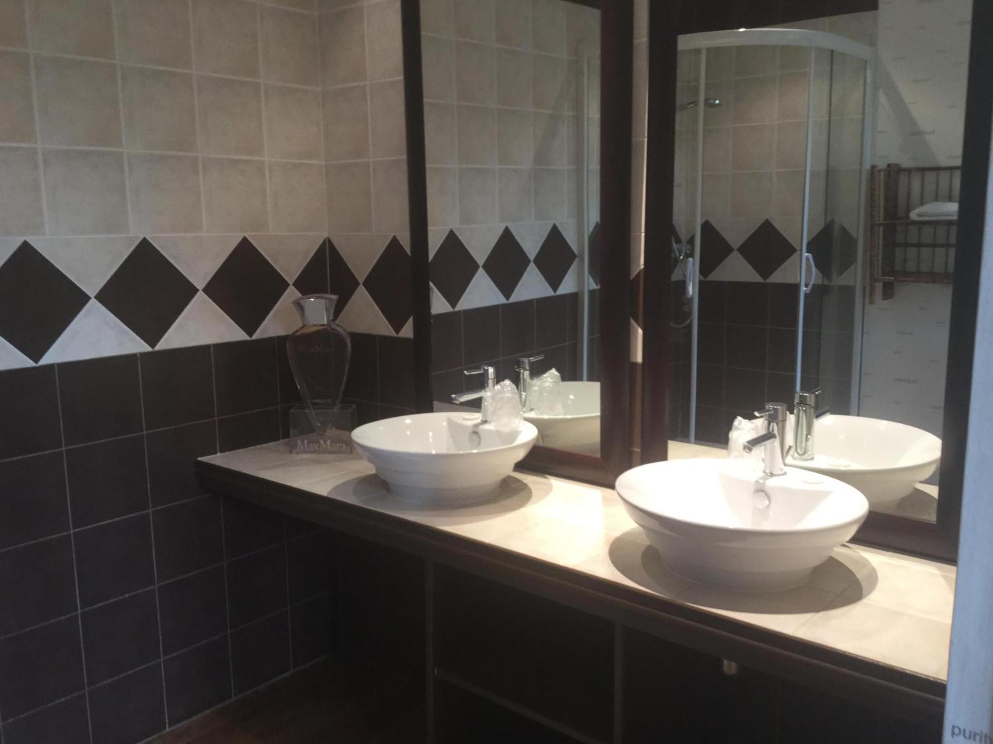 Chateau Des Essards Avec Piscine Et Jacuzzi Langeais Room photo